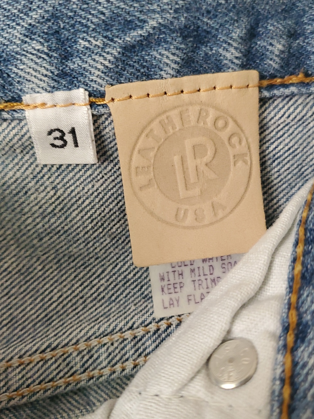 Levis + Leatherock Festival Shorts - Picture 4 of 4